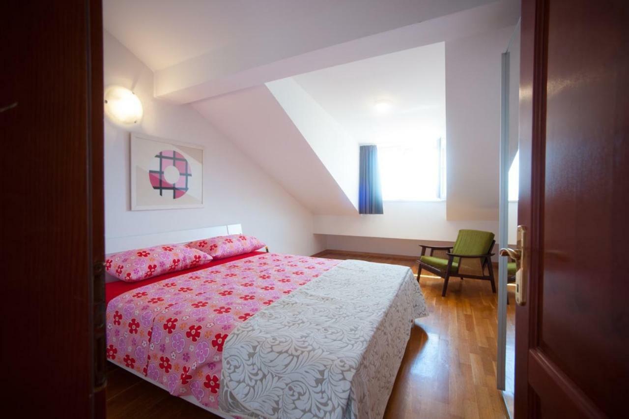 Apartamento House Koloc Bol Exterior foto