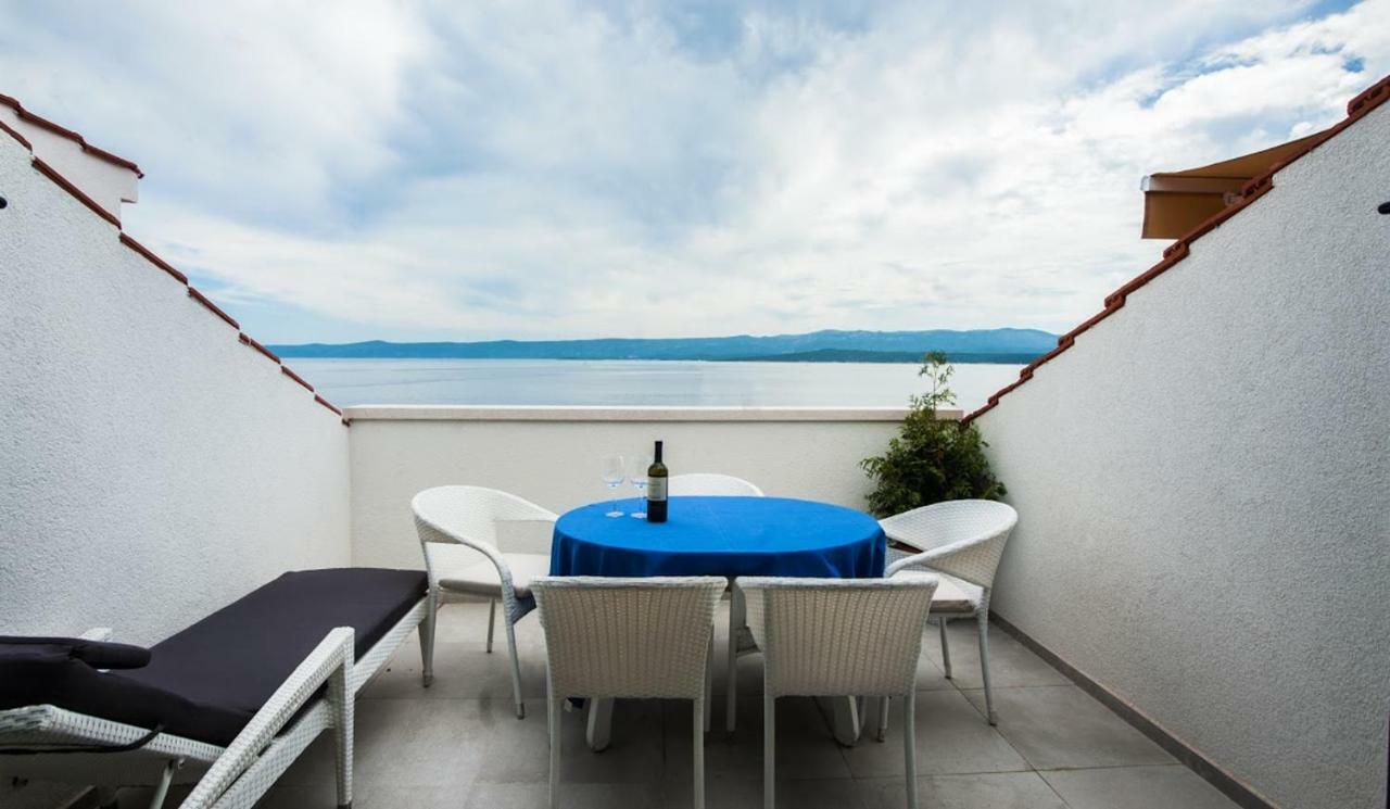 Apartamento House Koloc Bol Exterior foto