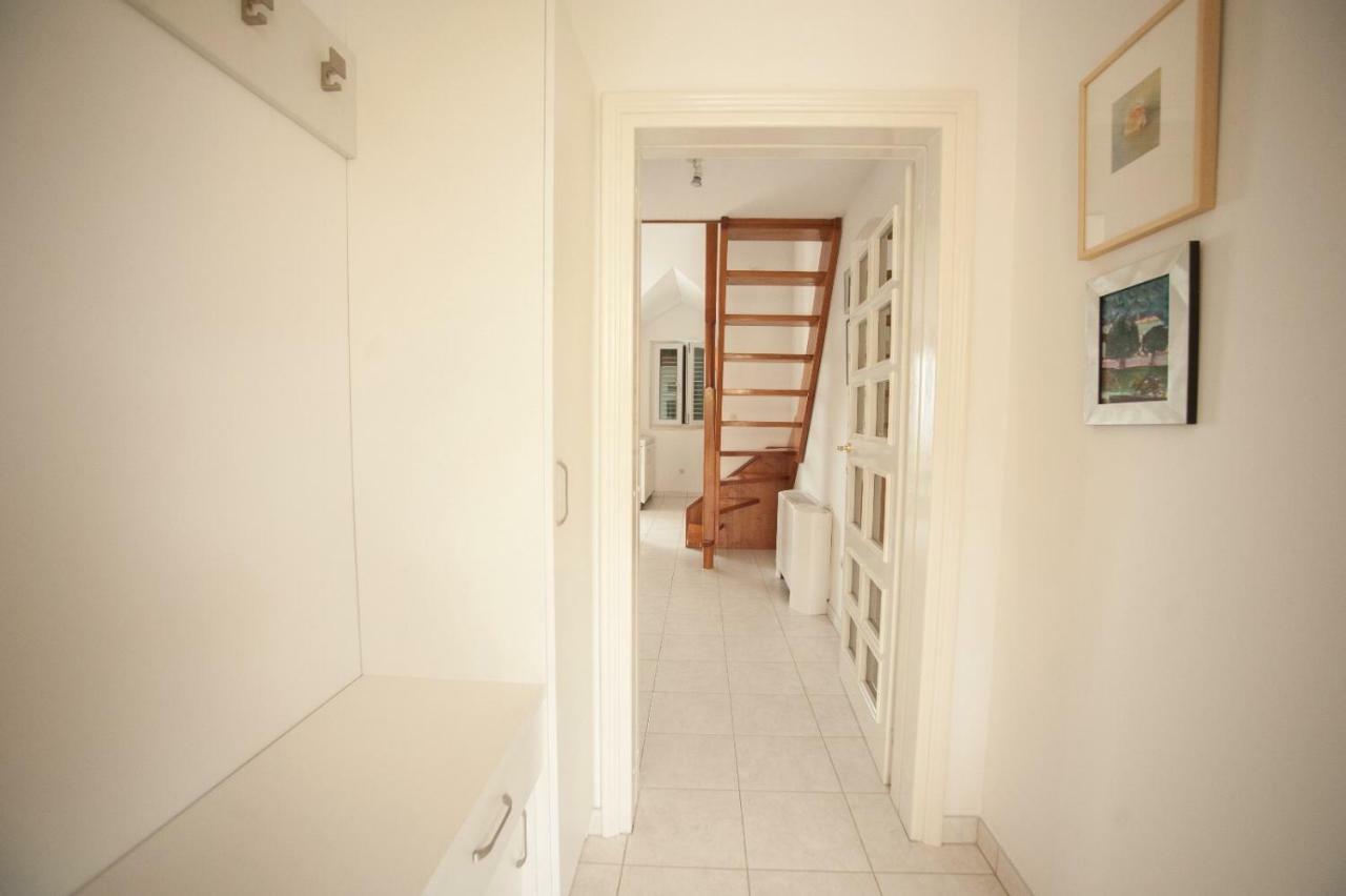 Apartamento House Koloc Bol Exterior foto