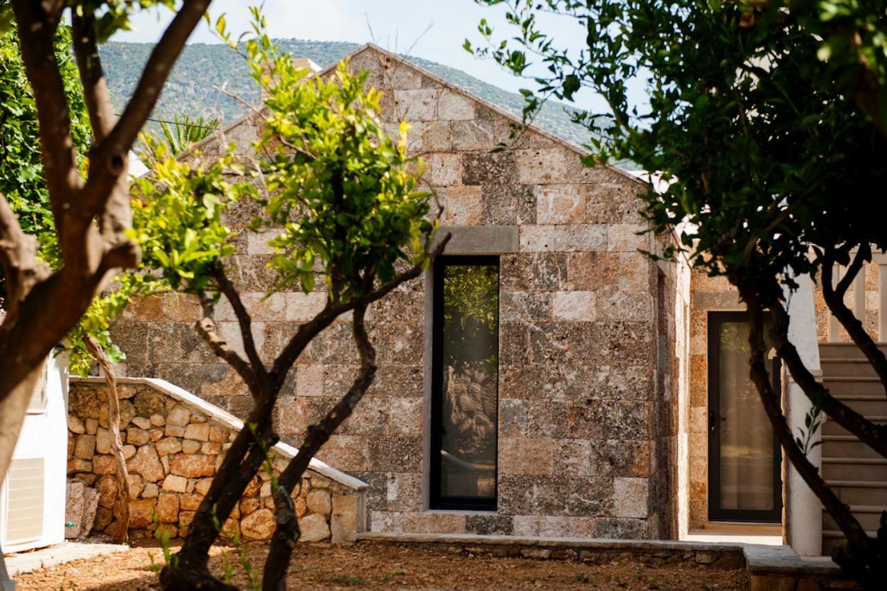 Apartamento House Koloc Bol Exterior foto